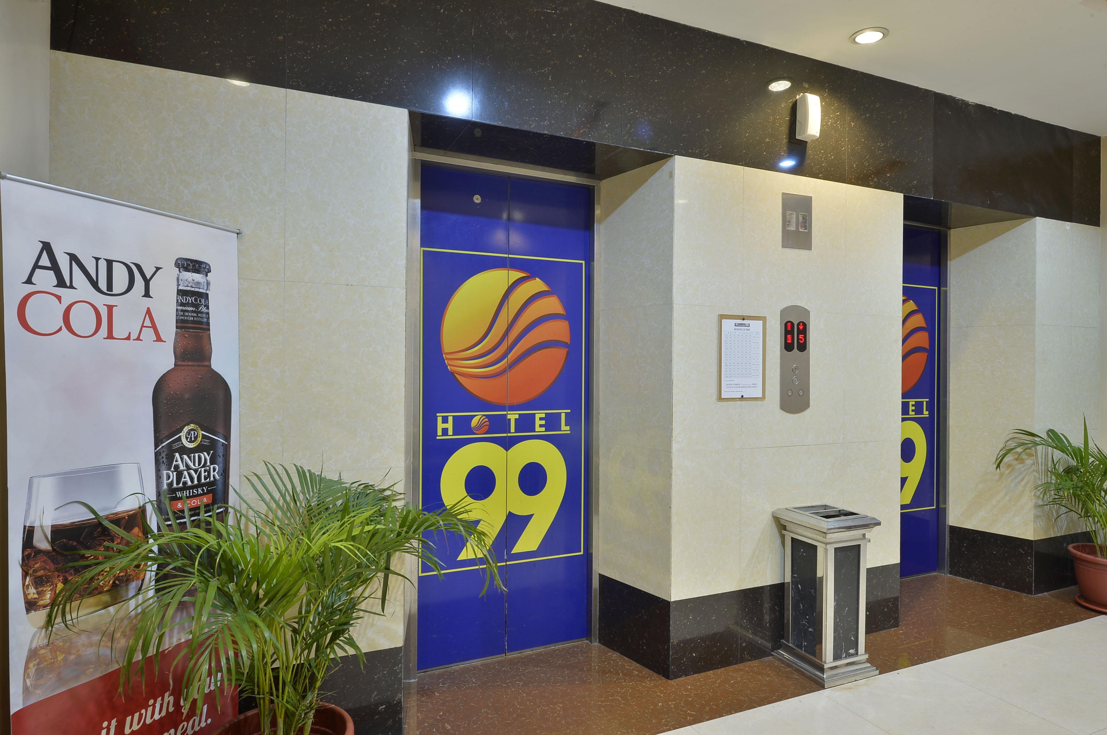 קואזון סיטי Hotel 99 Cubao מראה חיצוני תמונה